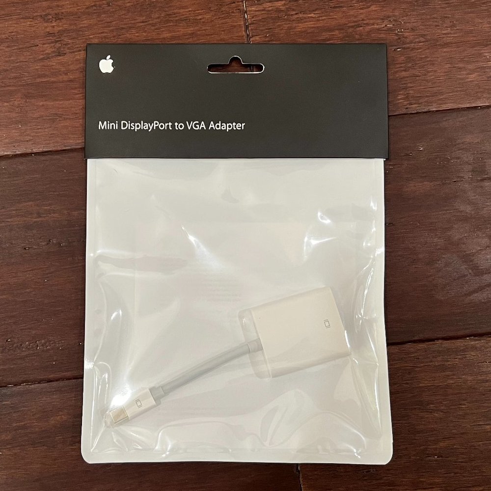NWT - Apple MB572Z/A Mini DisplayPort to VGA Adapter